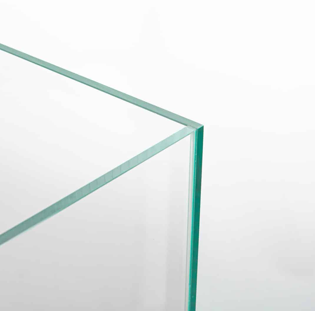 123431_UltraScape_90_snow_05_glass_detail